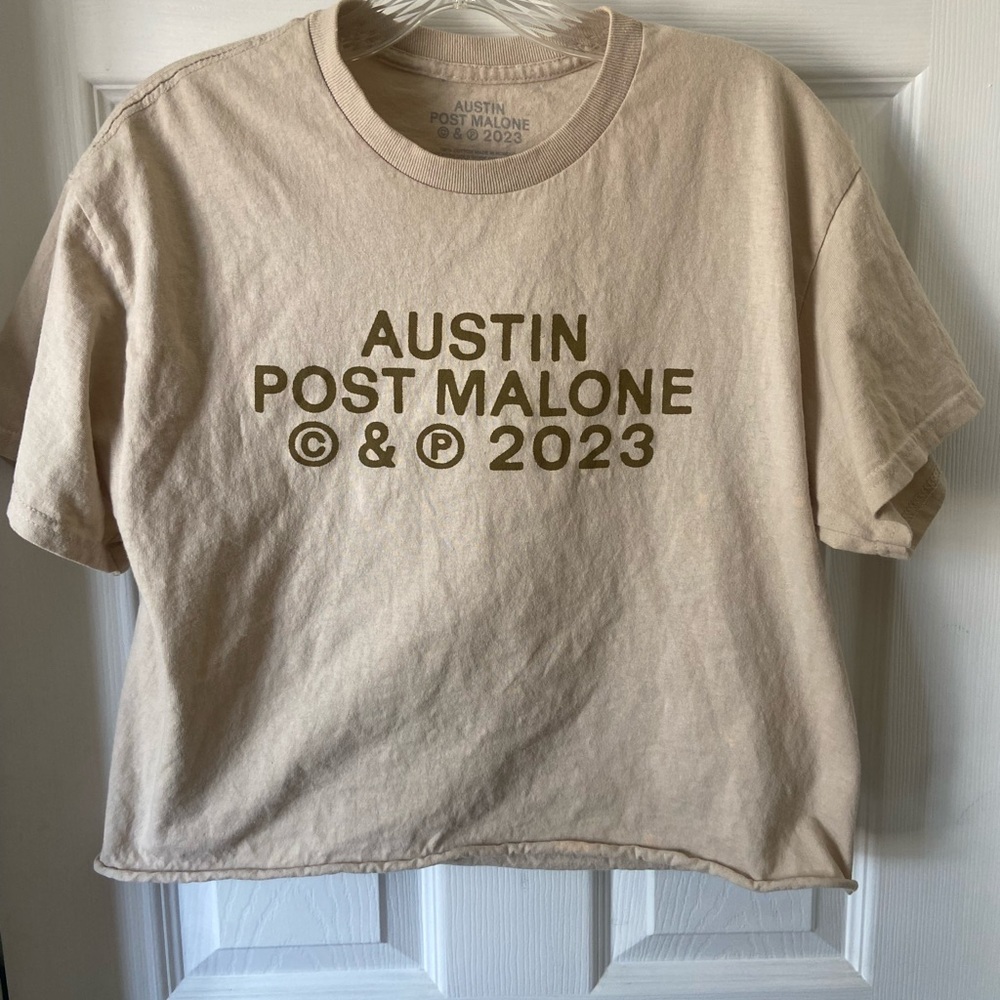 Austin Post Malone Beige crop T-Shirt